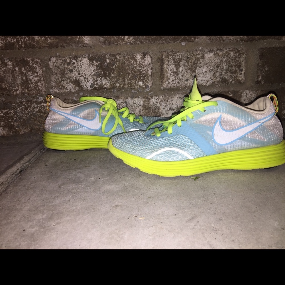 Tennis Shoes